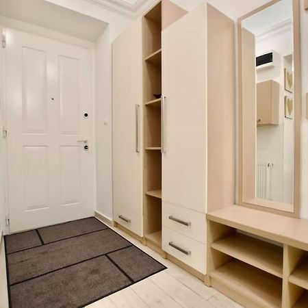 Standard Apartment By Hi5- Podmaniczky Street Βουδαπέστη Εξωτερικό φωτογραφία