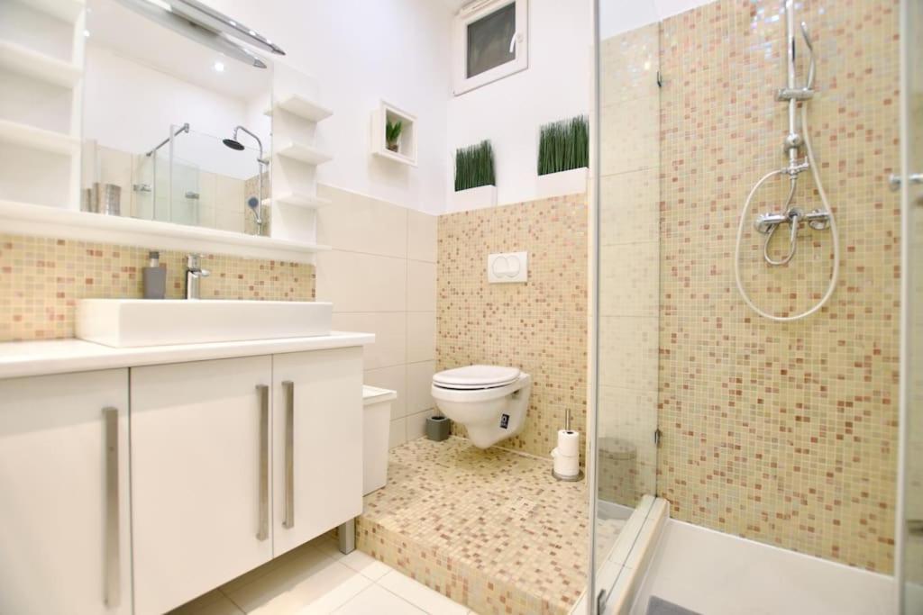 Standard Apartment By Hi5- Podmaniczky Street Βουδαπέστη Εξωτερικό φωτογραφία