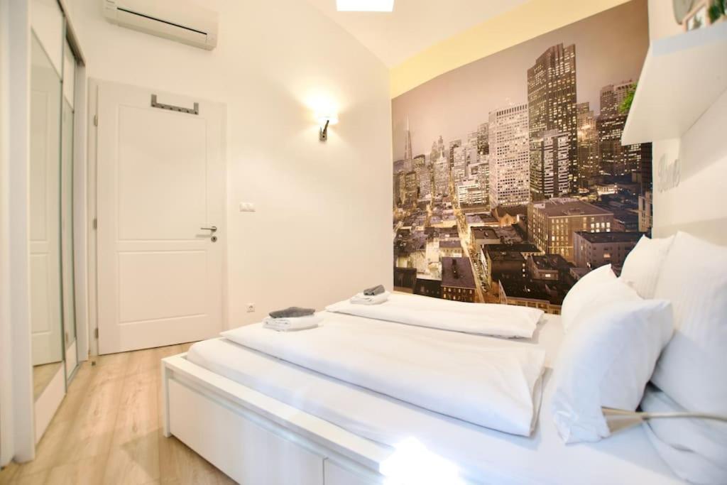 Standard Apartment By Hi5- Podmaniczky Street Βουδαπέστη Εξωτερικό φωτογραφία