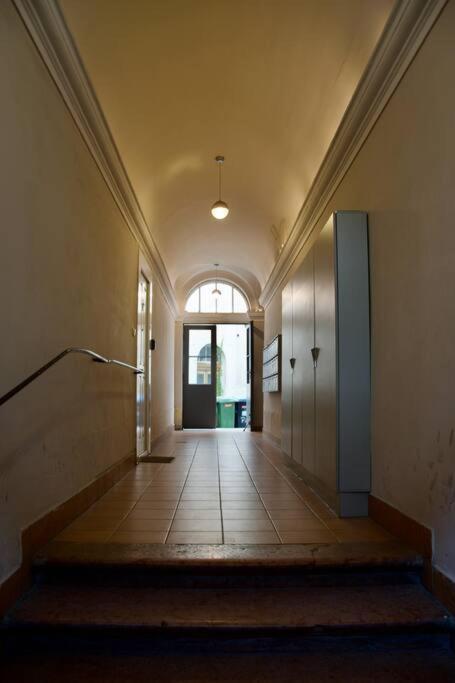 Standard Apartment By Hi5- Podmaniczky Street Βουδαπέστη Εξωτερικό φωτογραφία